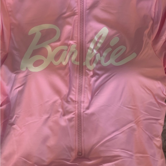 Barbie pink Women’s long sleeve rash guard surf wear swimsuit new Sm med L XL - Picture 3 of 5